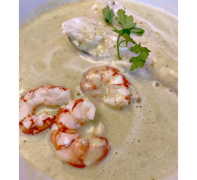 BACALAO CON GAMBONES