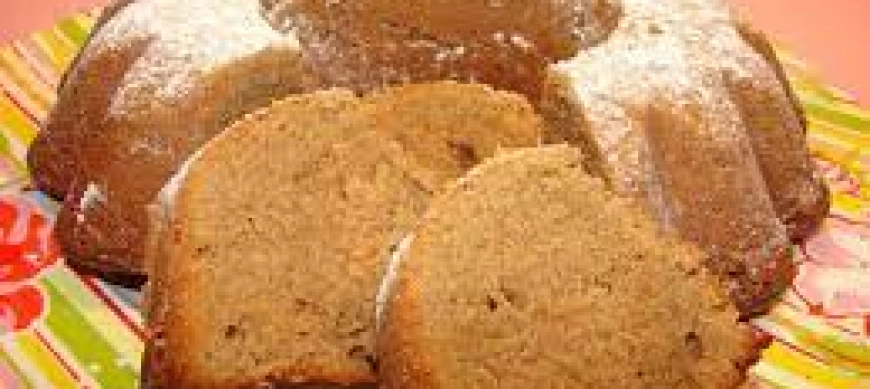 BIZCOCHO DE TURRON DE YEMA TOSTADA