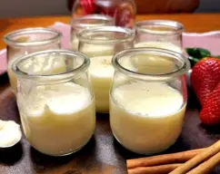 Step <p>Ponemos en el vaso el azúcar, los huevos, la leche, el azúcar vainillado y la maicena y programe 8 min/85°C/vel 3.5.</p> illustration