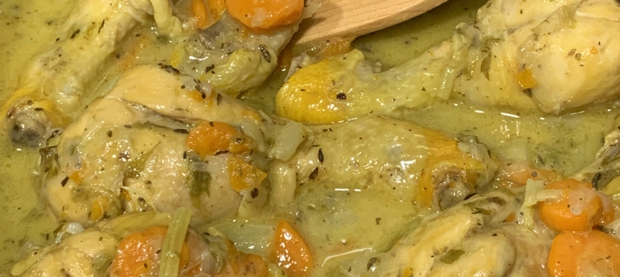 Muslos de pollo al vino blanco