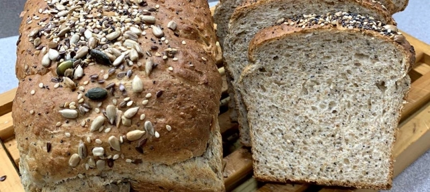 PAN DE MOLDE INTEGRAL con SEMILLAS by THERMOMIX