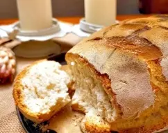 Step <p>Vertimos el agua en el vaso y calentamos 1 min/37°C/vel 1. Pintamos con aceite el interior de una bolsa de asar .(ver sugerencia)</p> illustration