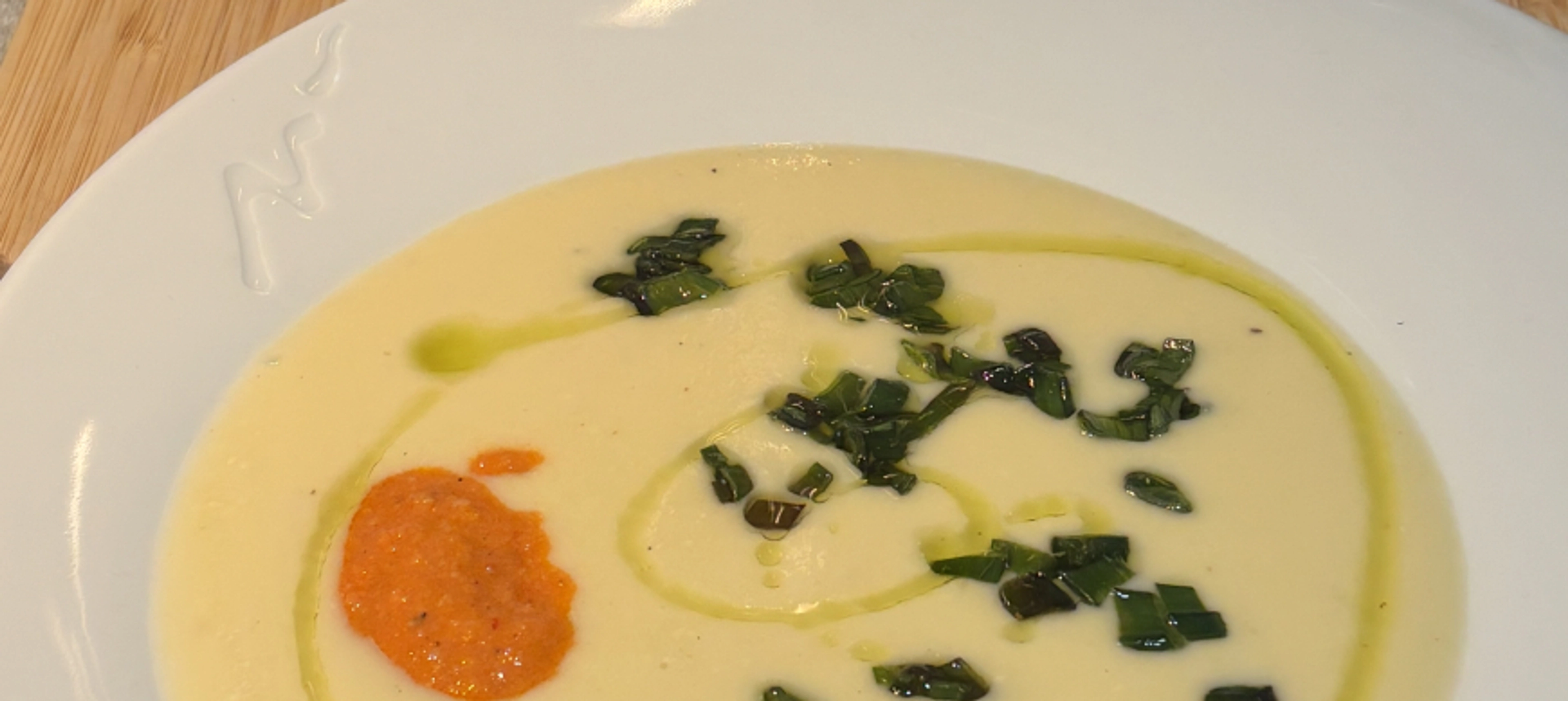 Receta de cuchara con Thermomix® CREMA DE CALÇOTS CON SU SALSA