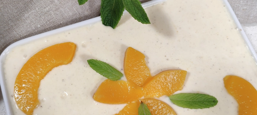 Tiramisú ligero de melocotón con thermomix