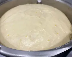 Step <p>Deja reposar dentro del vaso hasta que la masa toque la tapa. (1 hora aprox)</p><p><br></p> illustration