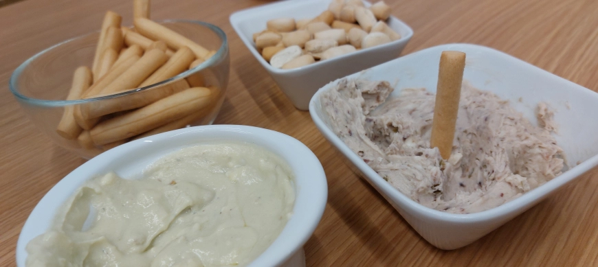 PATE DE QUESOS Y DE SALMÓN CON ANCHOA con Thermomix